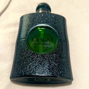 YSL BLACK OPIUM (GREEN ILLICIT)